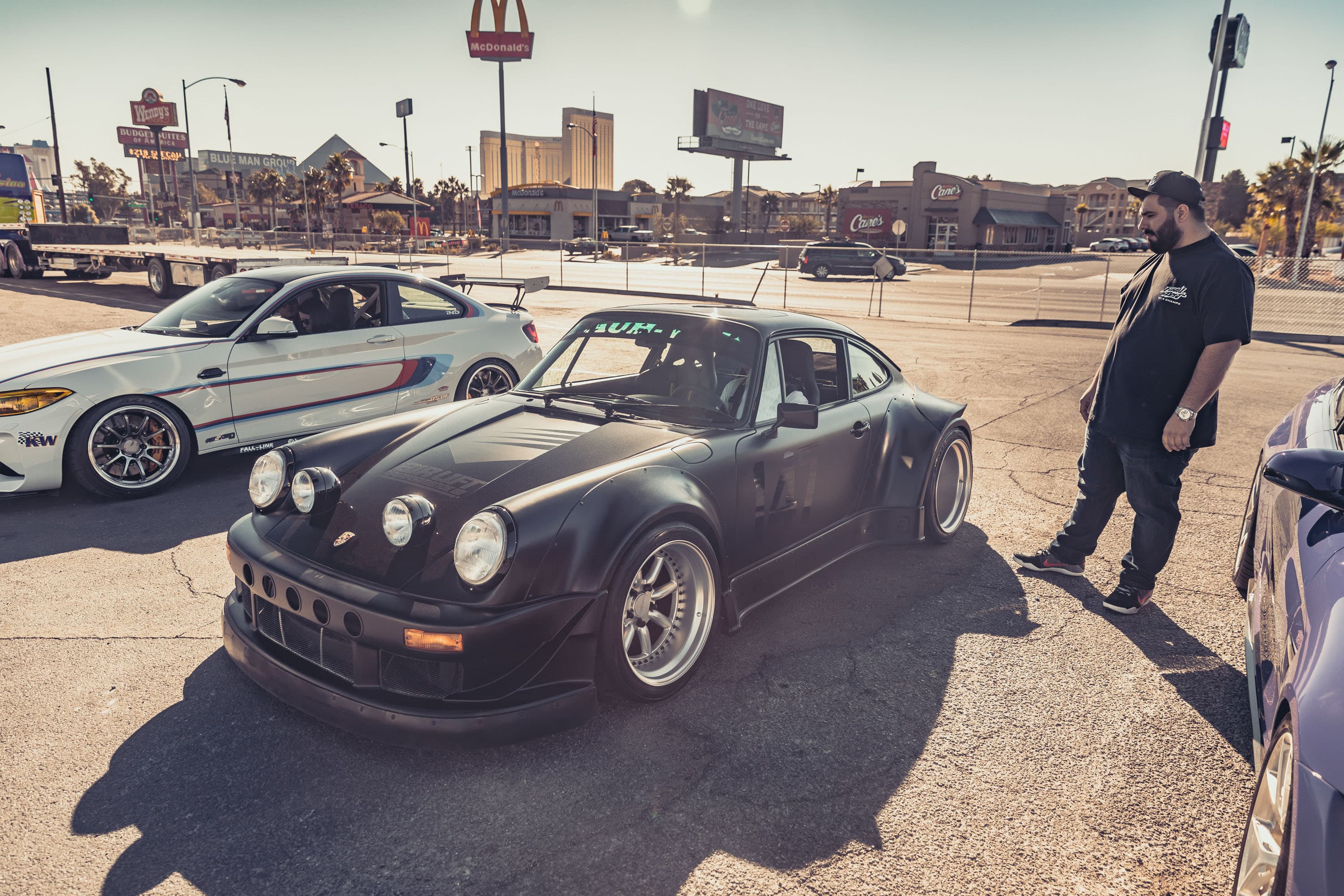 Risky Devils' Fish's Porsche 964 laid out on air suspension