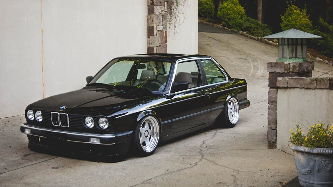 vehicle-bmw-e30-9