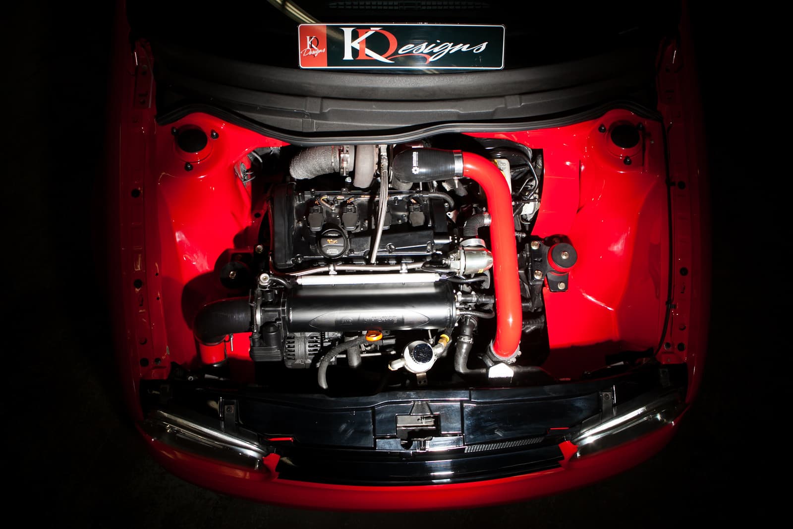 Kyle Duquesnay’s MK4 Golf on Air Lift Performance air suspension